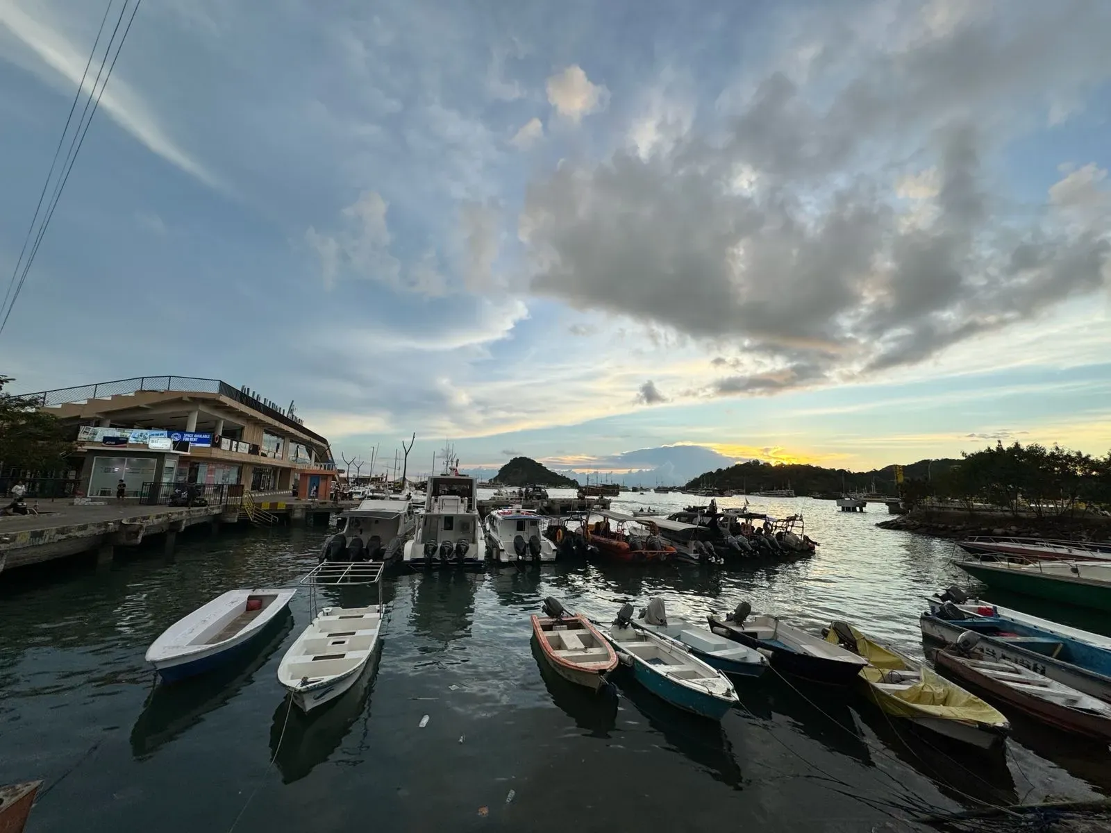 Komodo Weather and Seasonality Guide