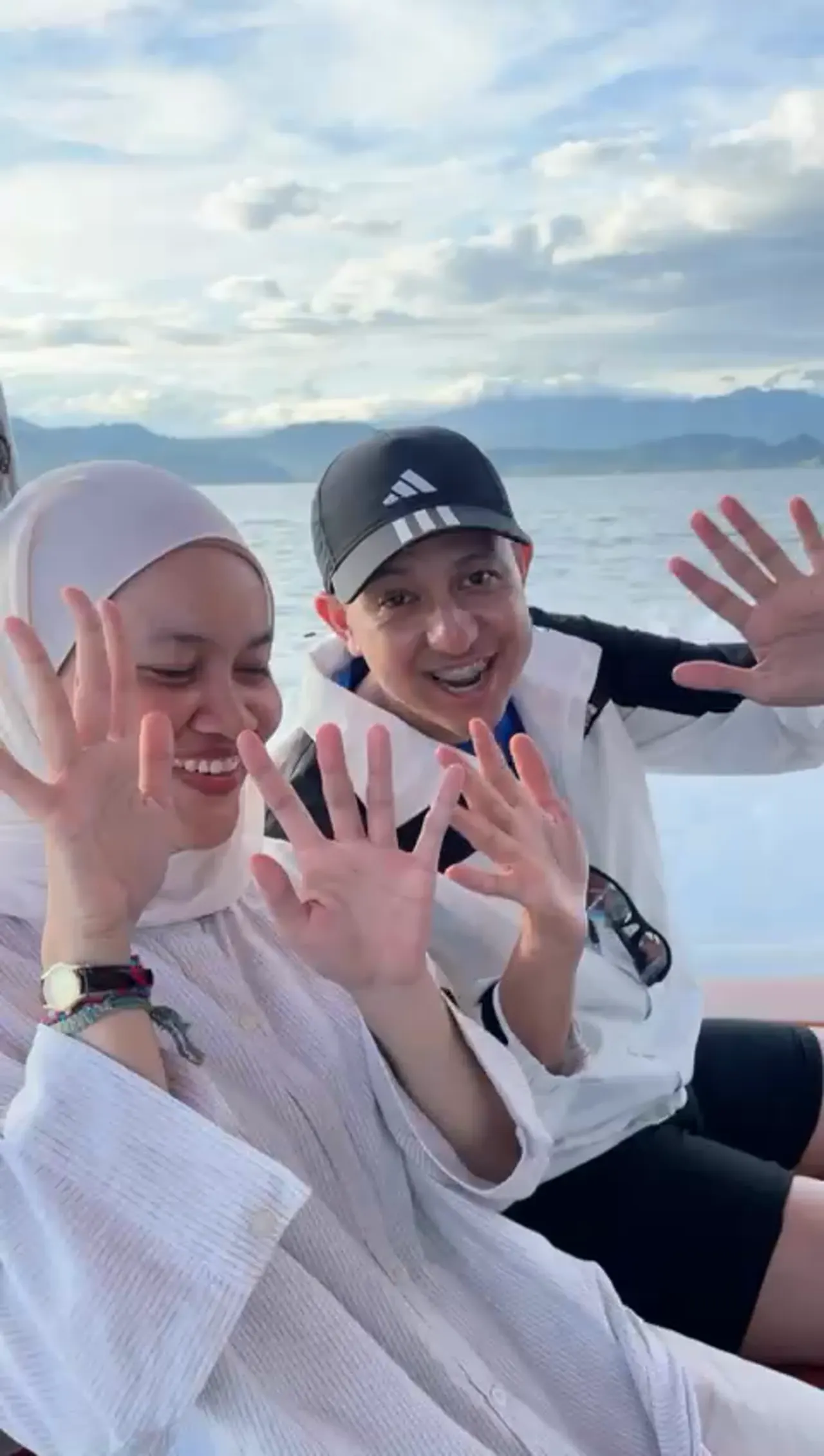 Komodo Star guest moments video